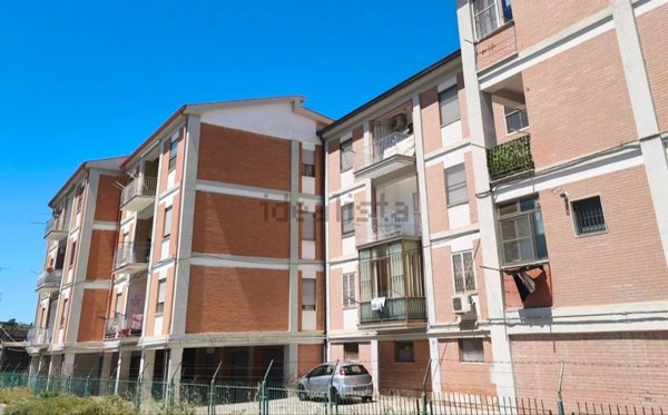 appartamento in vendita a Foggia in zona Candelaro