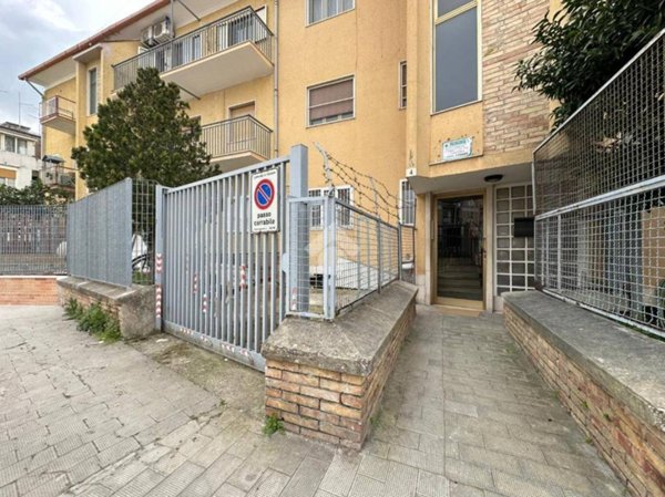 appartamento in vendita a Foggia in zona Immacolata / San Pio X