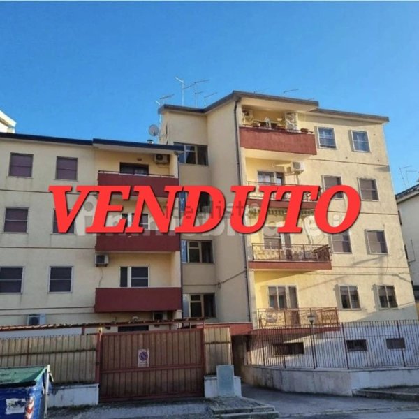 appartamento in vendita a Foggia in zona CEP
