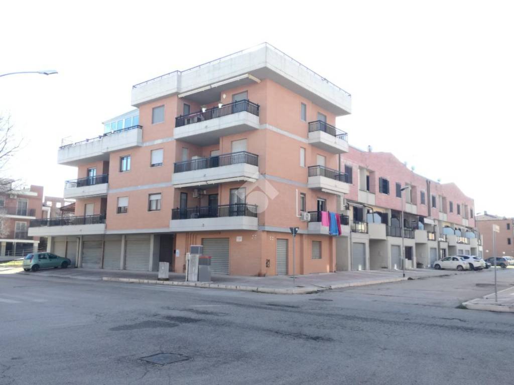 negozio in vendita a Foggia