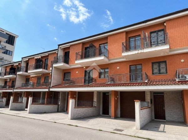 casa indipendente in vendita a Foggia