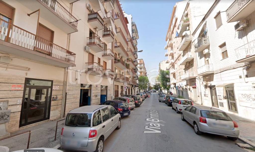 negozio in vendita a Foggia in zona Immacolata / San Pio X