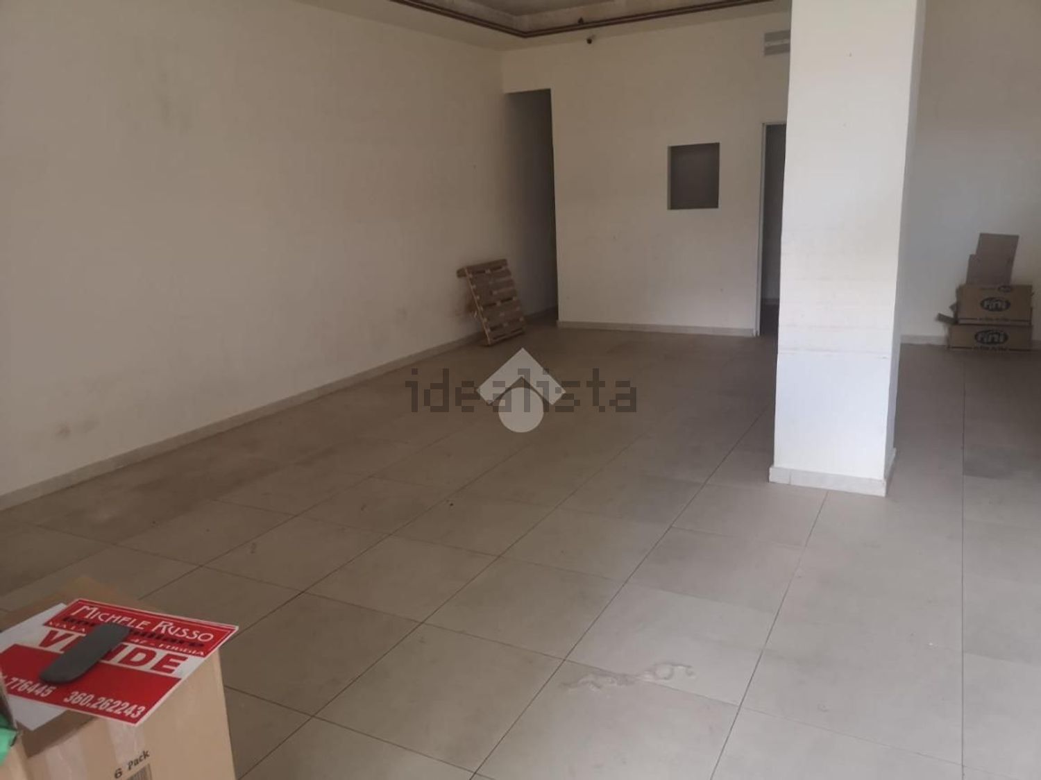 negozio in vendita a Foggia in zona Centro Città