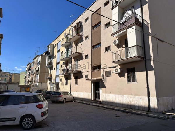 appartamento in vendita a Foggia in zona Candelaro