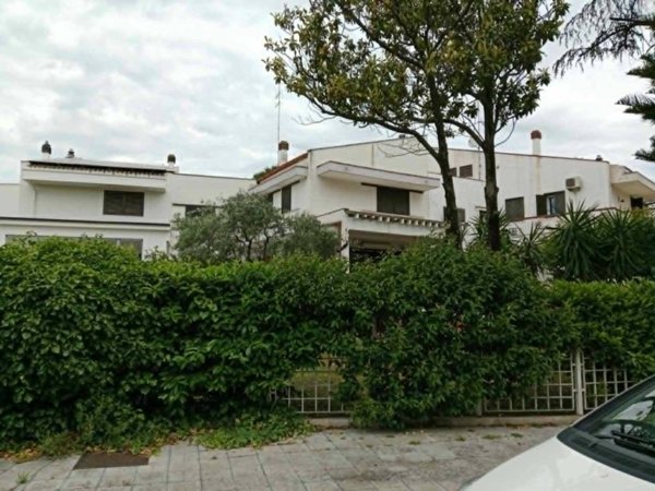 casa indipendente in vendita a Foggia in zona CEP