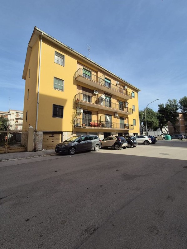appartamento in vendita a Foggia in zona Immacolata / San Pio X