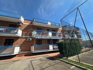appartamento in vendita a Foggia in zona Villaggio Azzurro