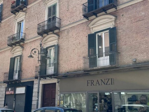 negozio in vendita a Foggia in zona Centro Città