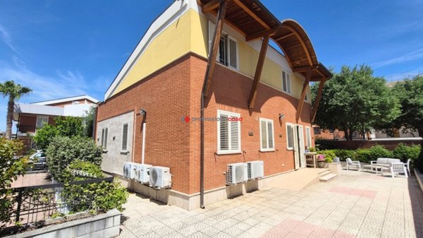 casa indipendente in vendita a Foggia
