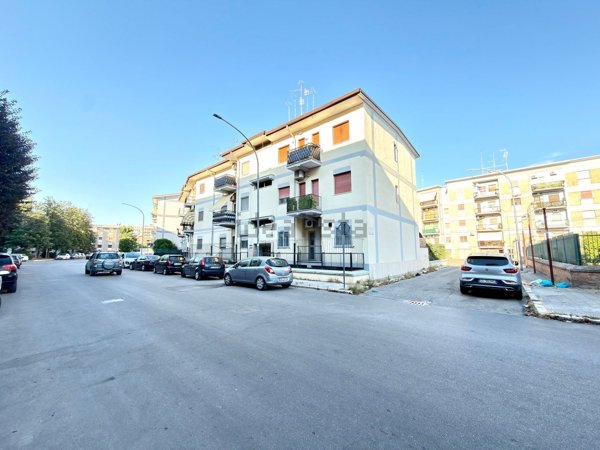 appartamento in vendita a Foggia in zona Immacolata / San Pio X