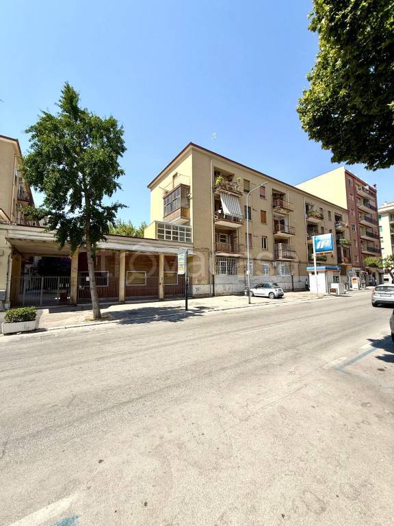appartamento in vendita a Foggia in zona Immacolata / San Pio X