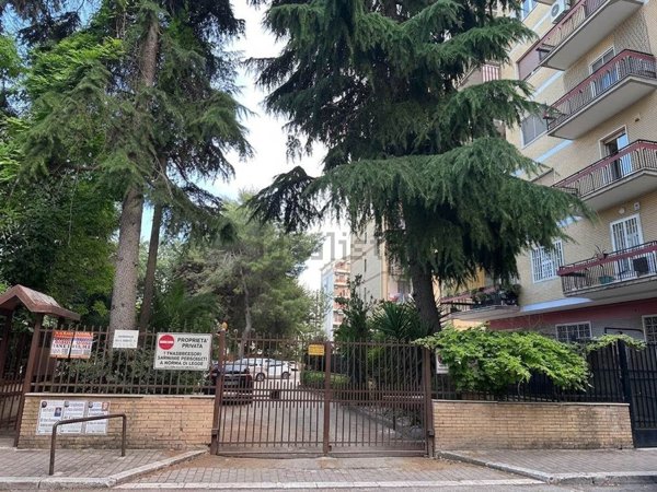 appartamento in vendita a Foggia in zona Immacolata / San Pio X