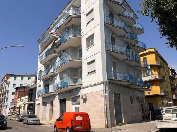 appartamento in vendita a Foggia in zona Candelaro