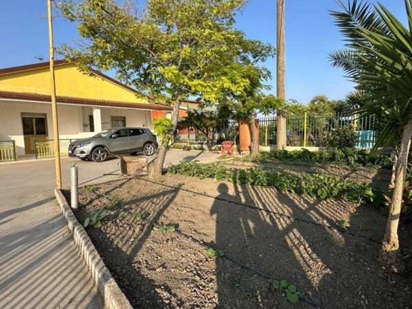 casa indipendente in vendita a Foggia