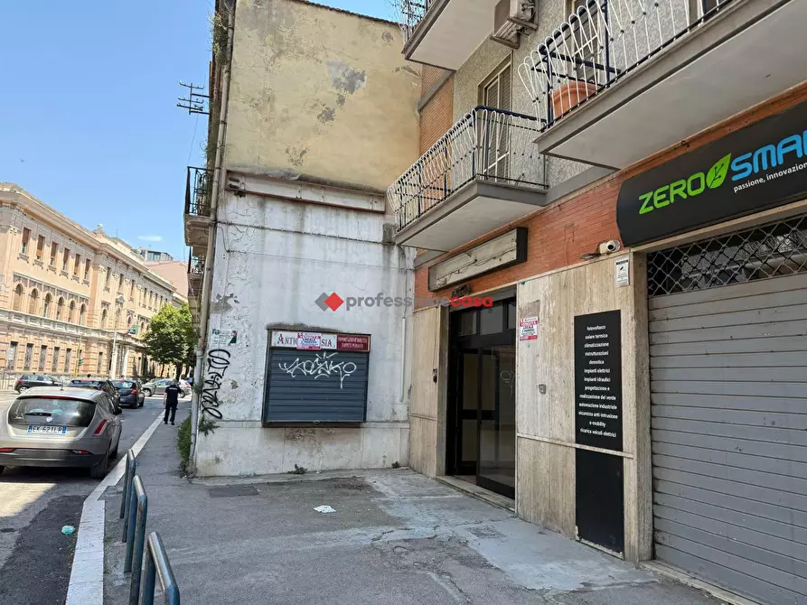 locale commerciale in vendita a Foggia in zona Centro Città