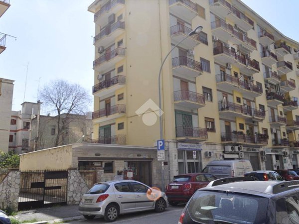 ufficio in vendita a Foggia in zona Immacolata / San Pio X