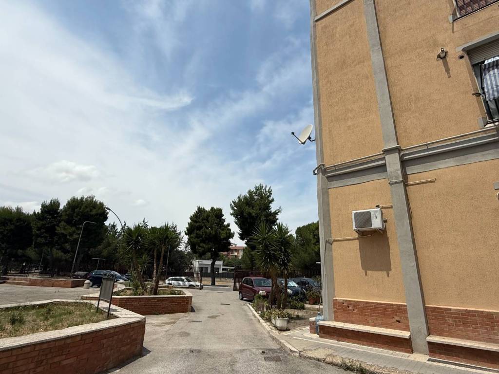 appartamento in vendita a Foggia in zona CEP
