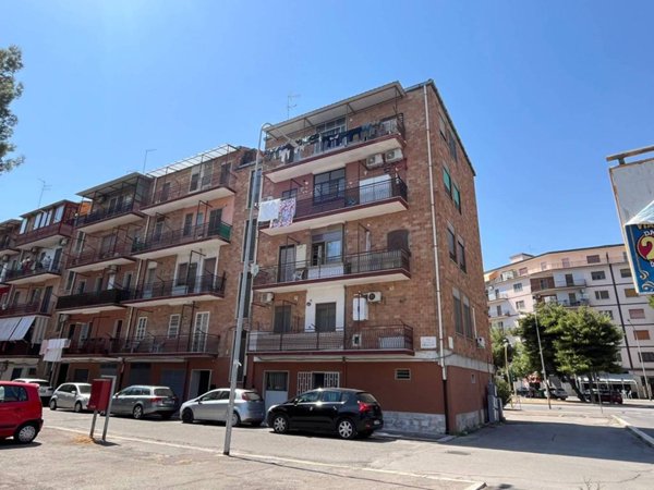 appartamento in vendita a Foggia in zona Immacolata / San Pio X