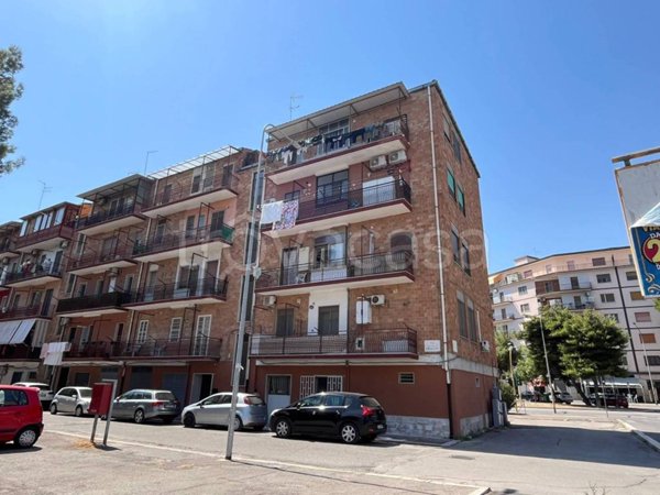 appartamento in vendita a Foggia in zona Immacolata / San Pio X