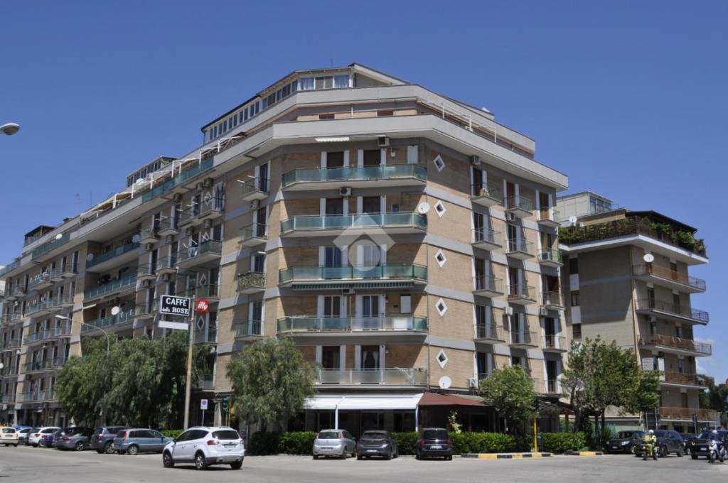 casa indipendente in vendita a Foggia in zona Fiera