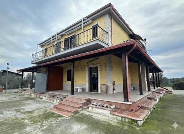 casa indipendente in vendita a Foggia in zona Incoronata