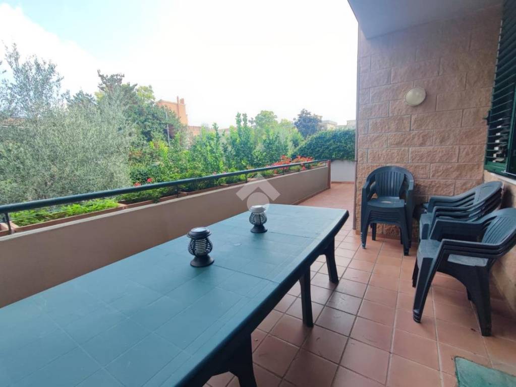 casa indipendente in vendita a Foggia in zona Macchia Gialla