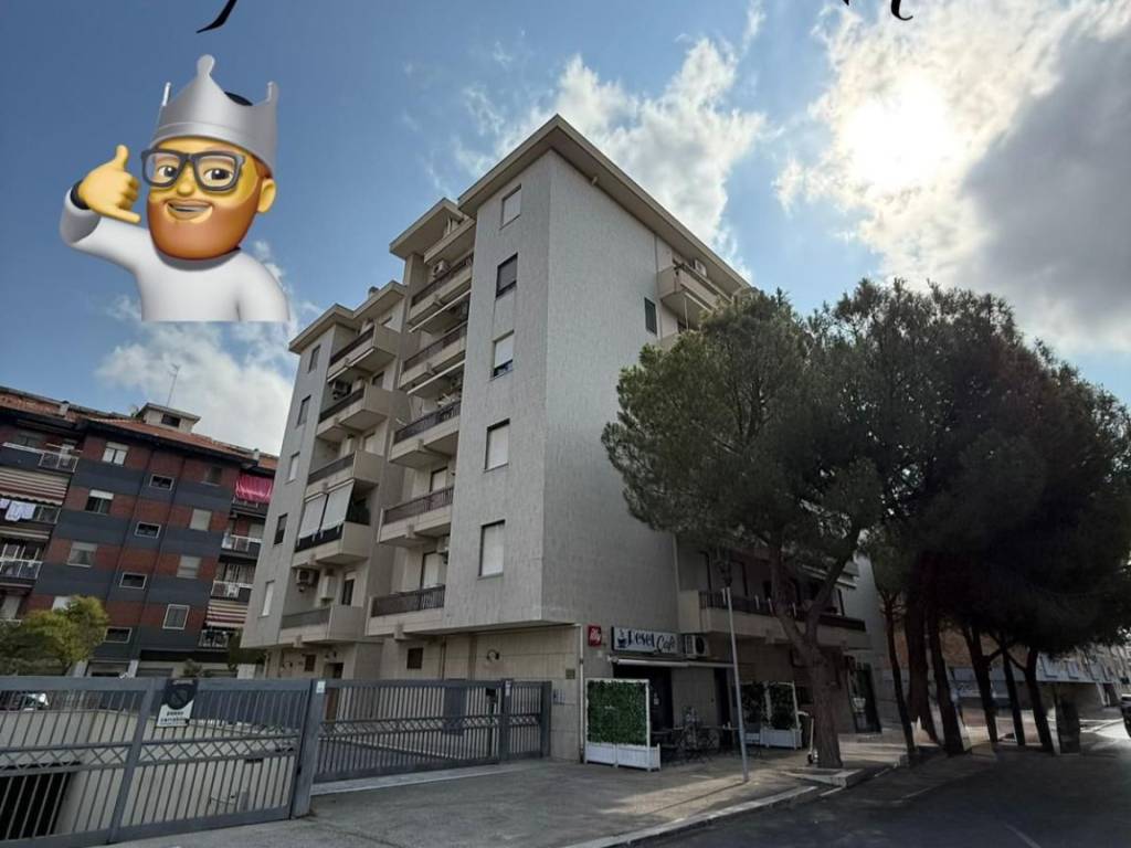 appartamento in vendita a Foggia in zona Immacolata / San Pio X