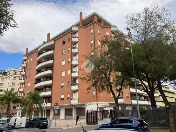 ufficio in vendita a Foggia in zona Macchia Gialla
