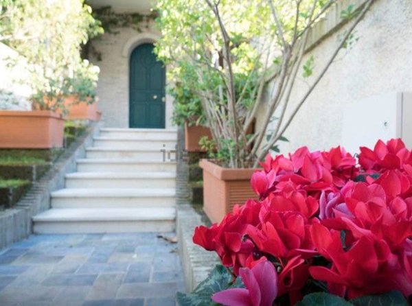 casa indipendente in vendita a Foggia in zona Macchia Gialla