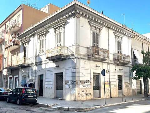 casa indipendente in vendita a Foggia in zona Immacolata / San Pio X