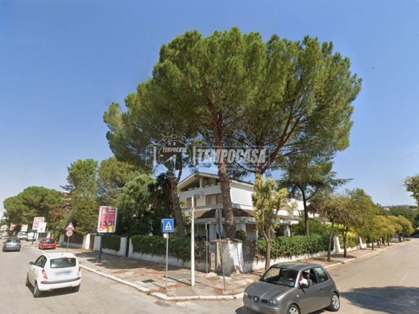 appartamento in vendita a Foggia in zona Camporeale