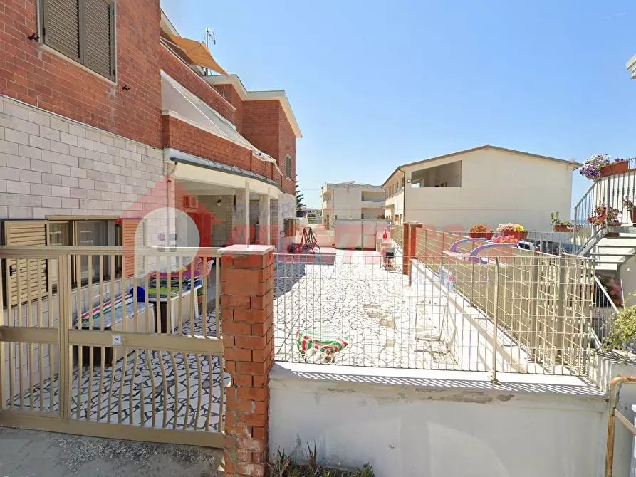 appartamento in vendita ad Ischitella in zona Foce Varano