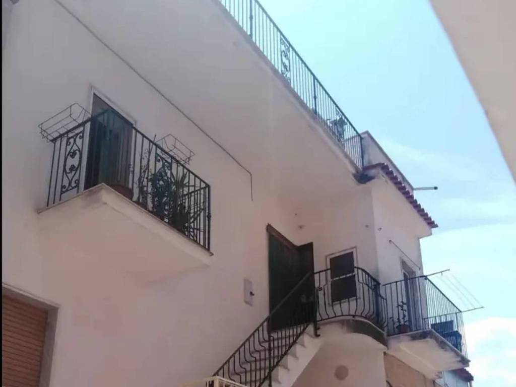 appartamento in vendita ad Ischitella