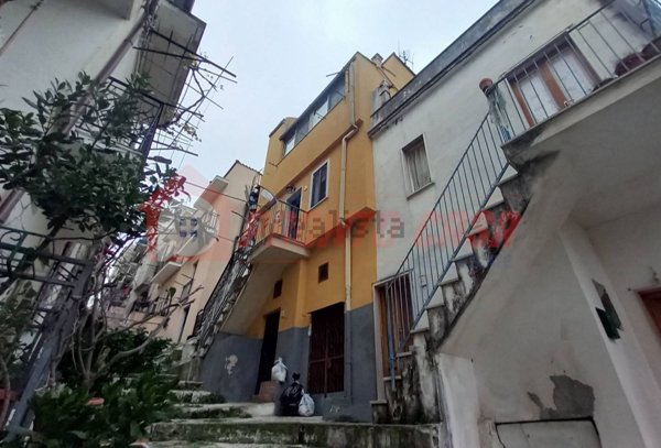 appartamento in vendita ad Ischitella