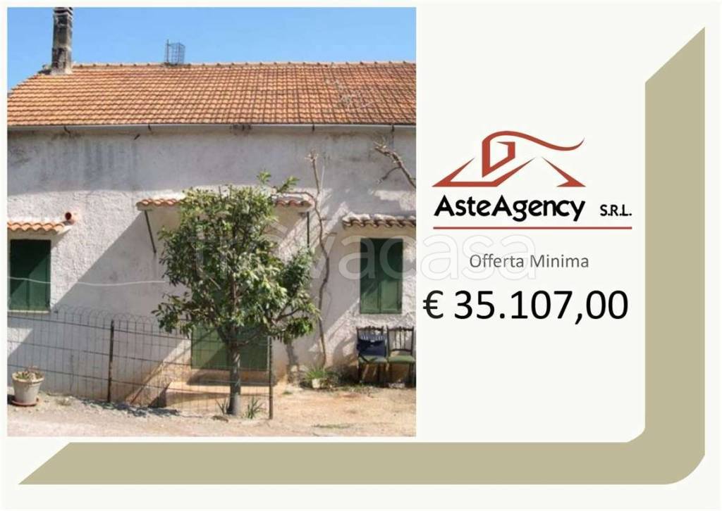 casa indipendente in vendita ad Ischitella