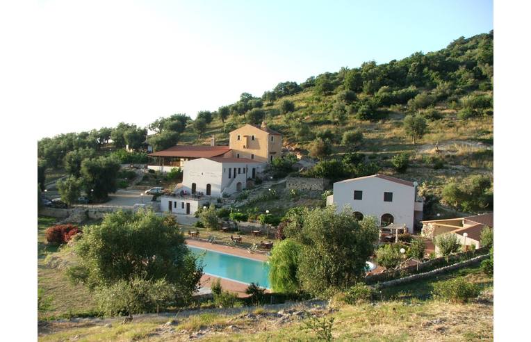 casa indipendente in vendita ad Ischitella