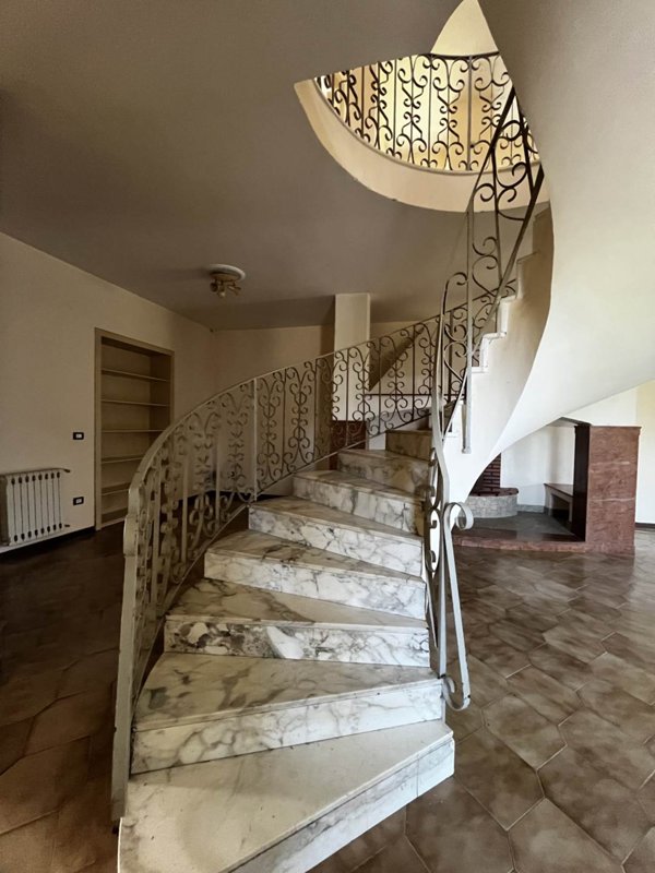casa indipendente in vendita ad Ischitella