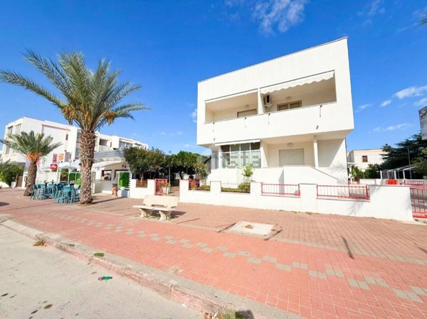 appartamento in vendita a Lesina