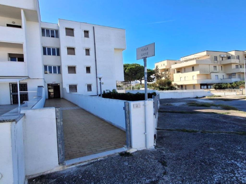 appartamento in vendita a Lesina