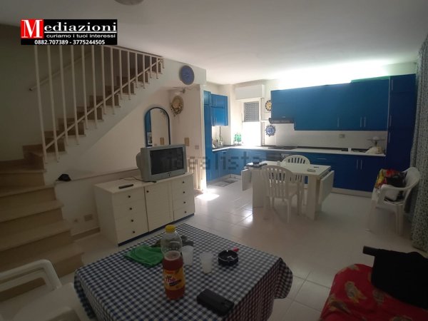 casa indipendente in vendita a Lesina