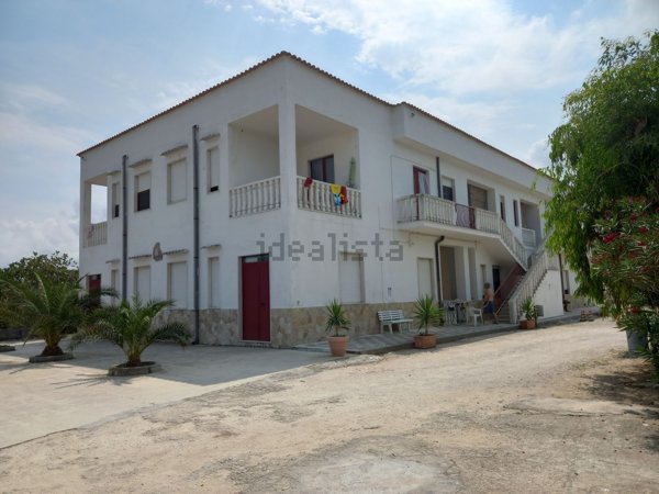 casa indipendente in vendita a Lesina