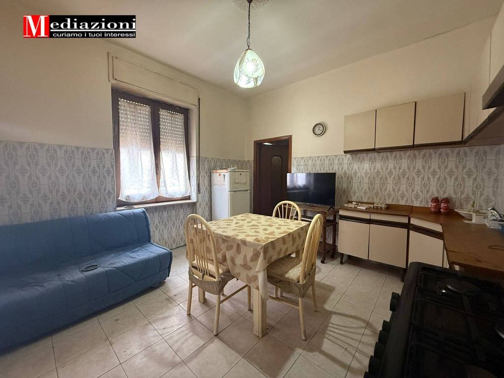 casa indipendente in vendita a Lesina