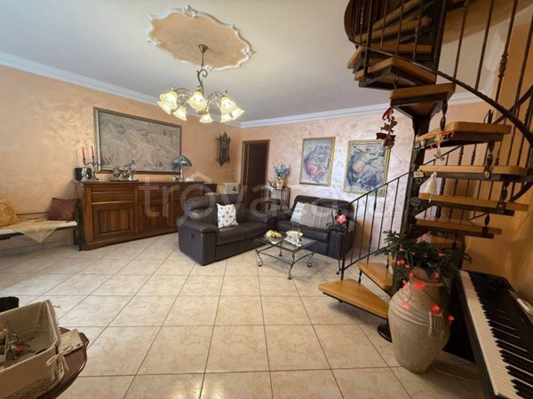 appartamento in vendita a Lesina