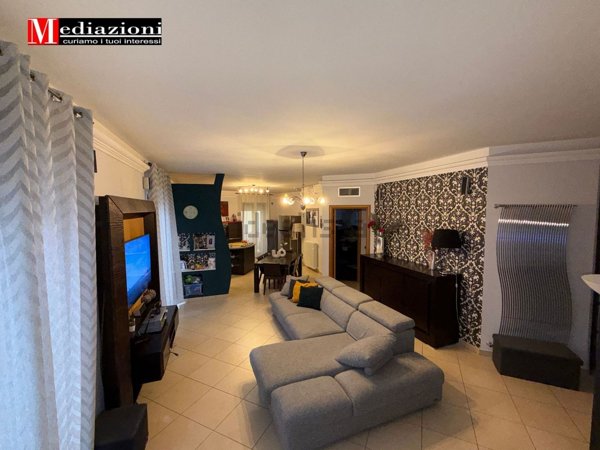 casa indipendente in vendita a Lesina