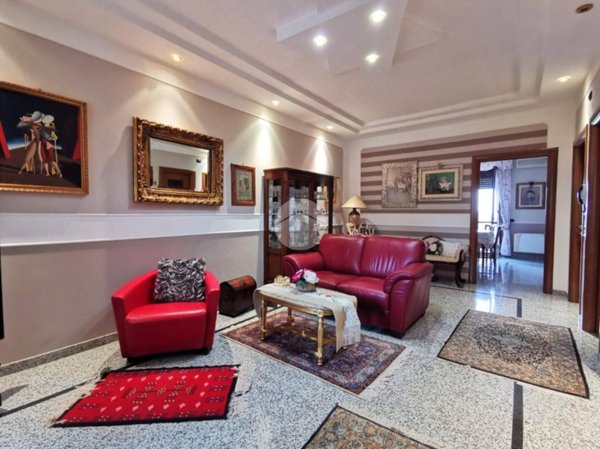 casa indipendente in vendita a Lucera