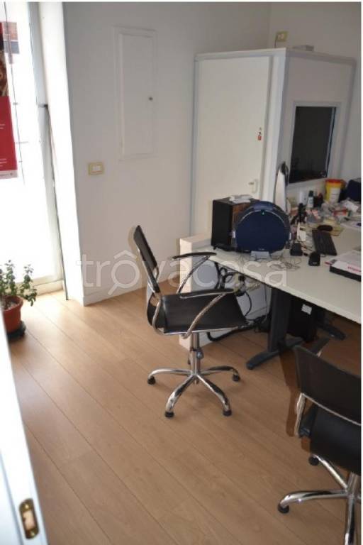 negozio in vendita a Lucera