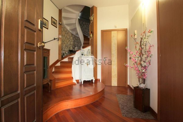 casa indipendente in vendita a Lucera