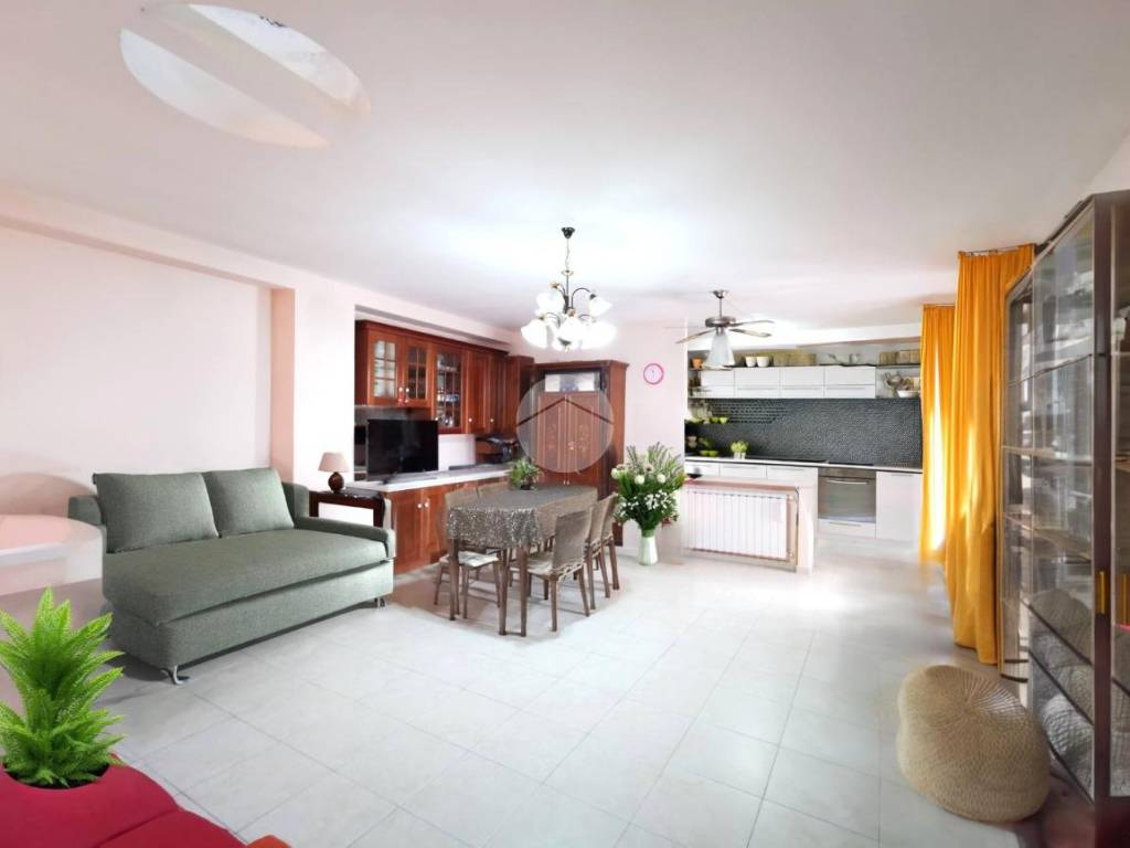 casa indipendente in vendita a Lucera