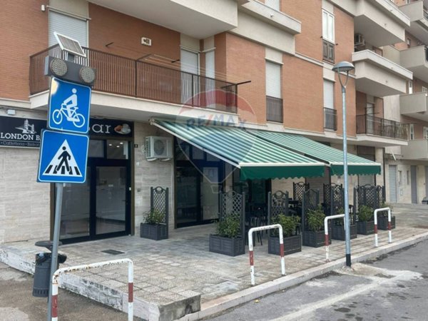 negozio in vendita a Lucera