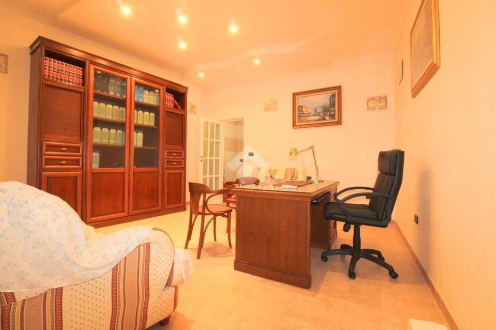 casa indipendente in vendita a Lucera